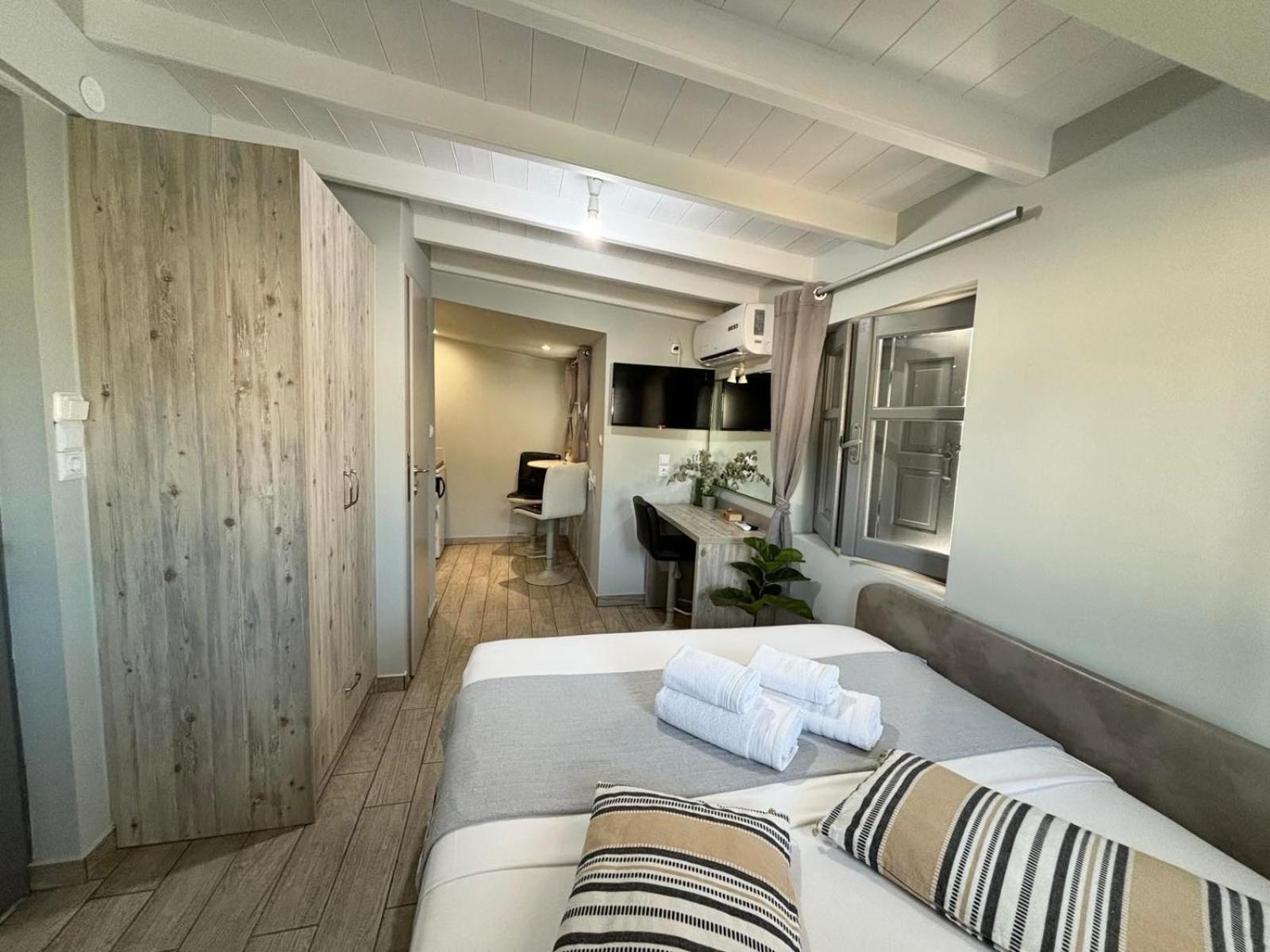 Green Suite Skiathos Bagian luar foto