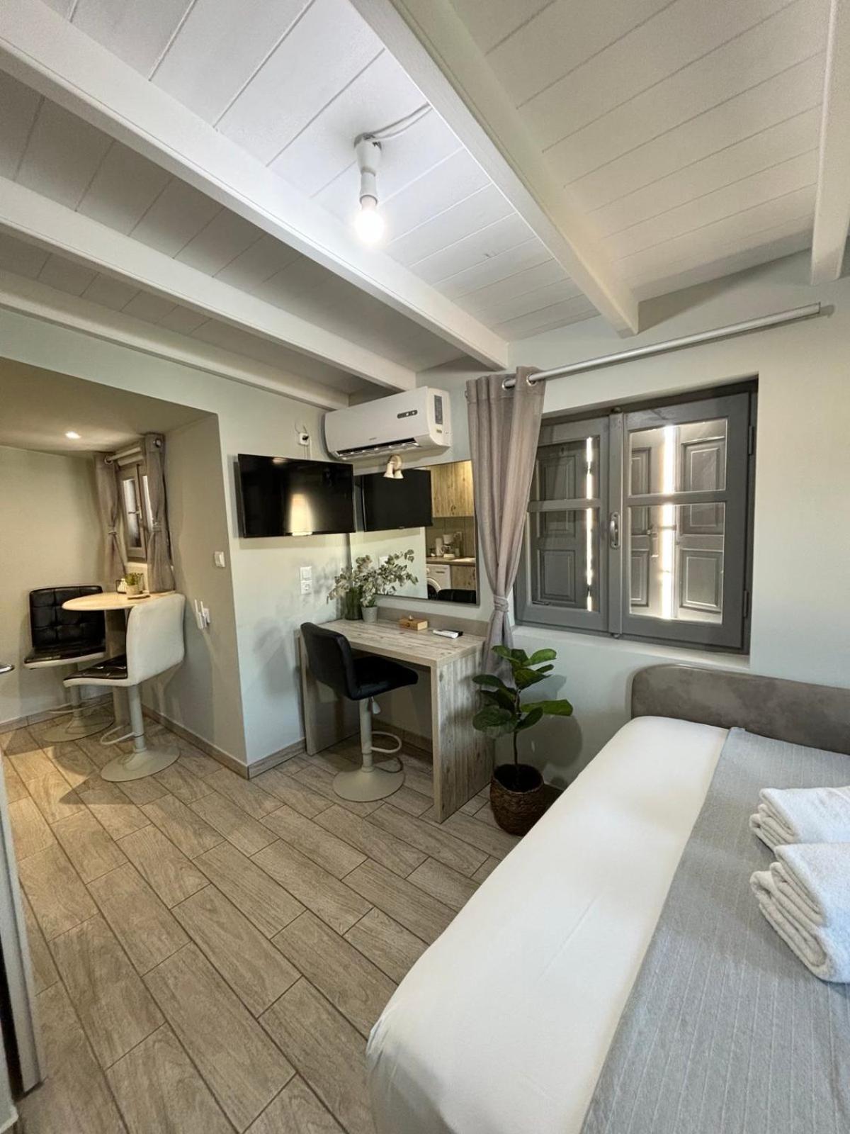 Green Suite Skiathos Bagian luar foto